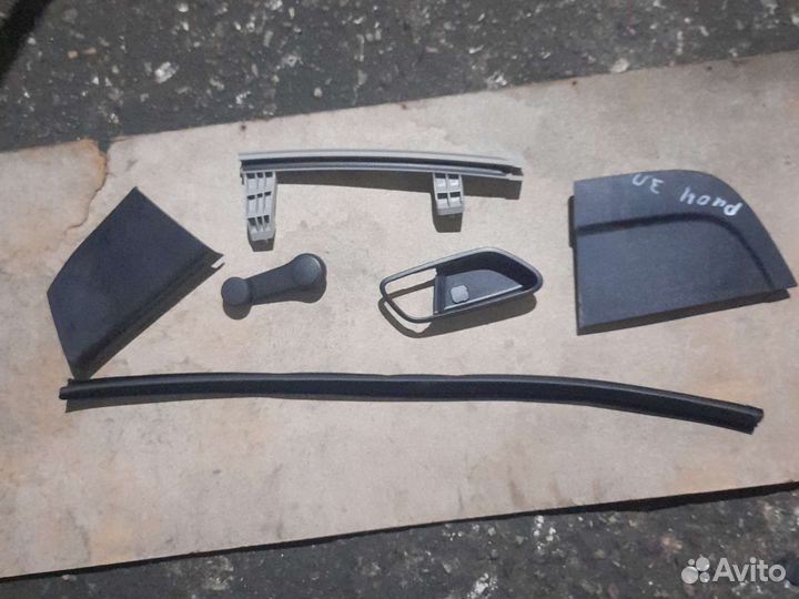 KIA Rio 4 комплектующие задней правой двери