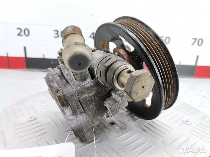 Насос гидроусилителя руля Volkswagen Passat B5