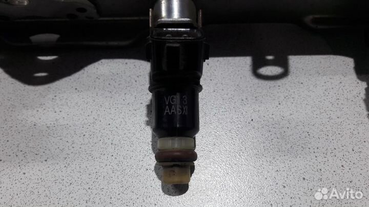 Топливная рампа в сборе Honda Civic 4D 1.8 л