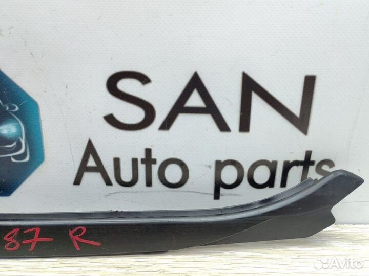 Молдинг лобового стекла правый Bmw 3 F30 N20B20