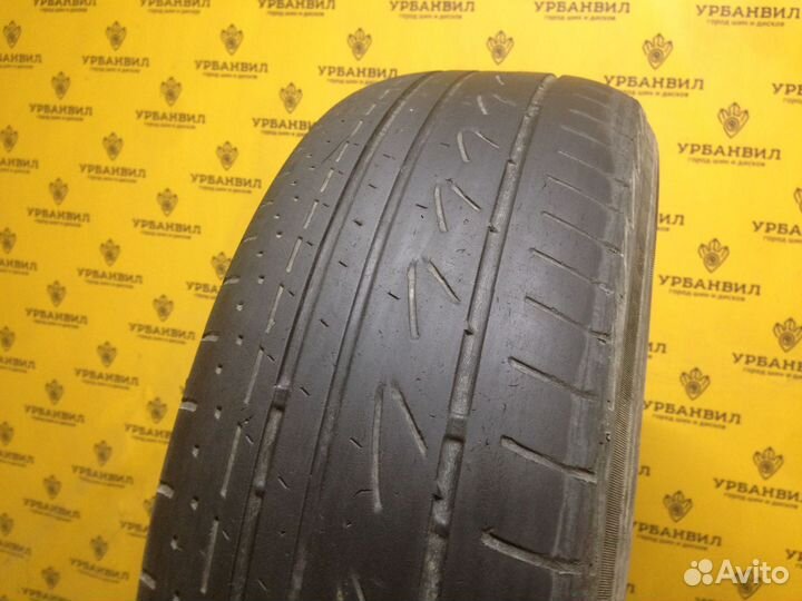 Bridgestone Playz RV PRV 215/70 R15 92V