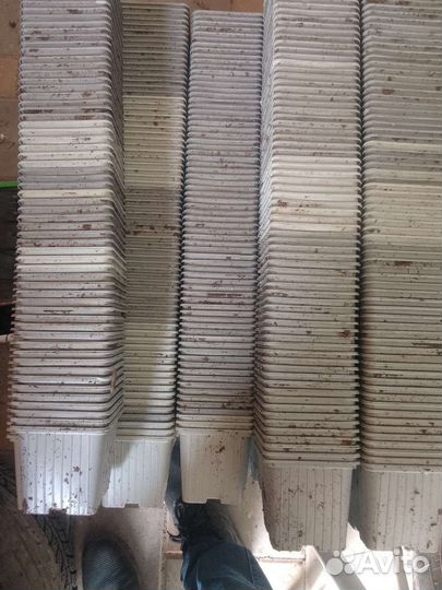 Горшки бу 9*9*9см