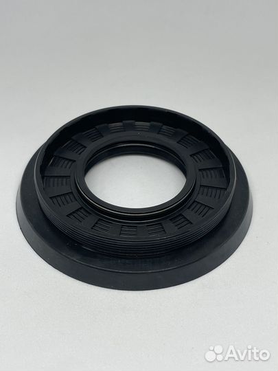 Сальник бака 40*72/88*8/14,8 GPF bosch 056766