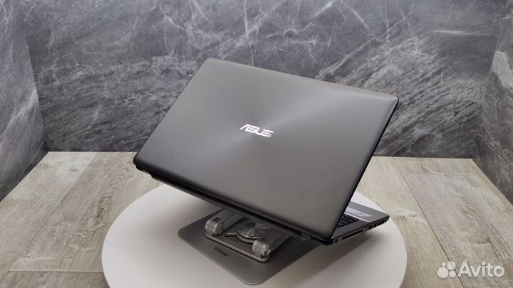 Asus x550LNV / Intel core i3 / GeForce 840m 2gb