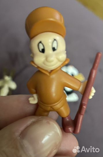 Игрушки из киндера мультяшки и т д