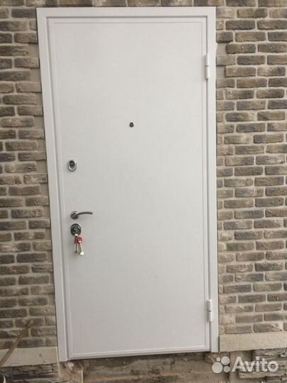 Дверь входная металлическая