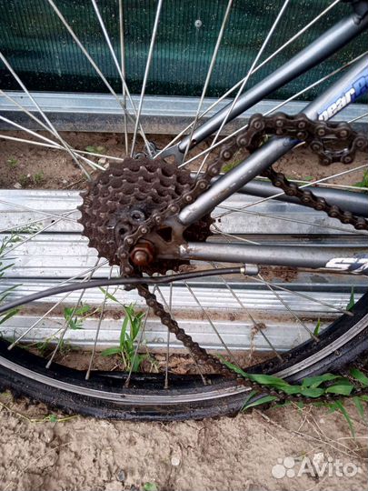 Продаю велосипед, на запчасти
