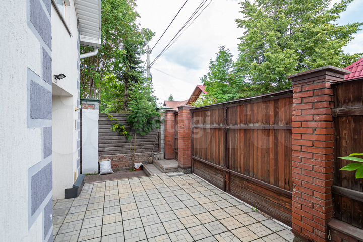 Коттедж 155 м² на участке 5,7 сот.