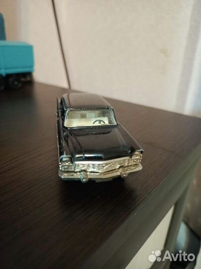 Модель газ 13 чайка 1:43 СССР тантал