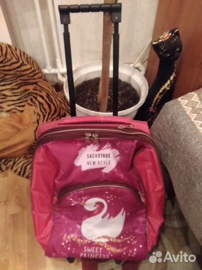 Чемодан детский для девочки