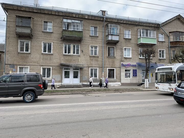 Торговая площадь, 28 м²