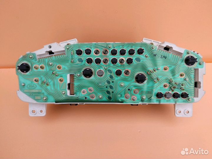 Приборная панель, щиток приборов Sportage 1