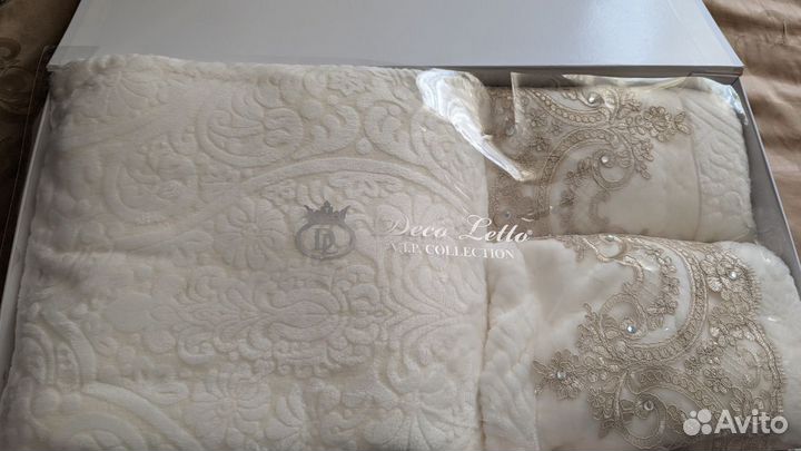 Комплект покрывало и наволочки