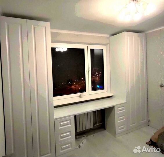 Рабочая зона у окна