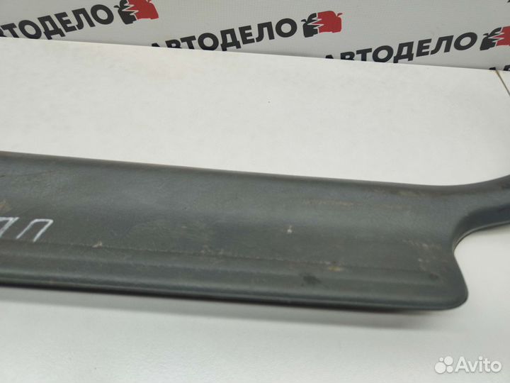 Накладка порога передняя правая Honda Domani MA4