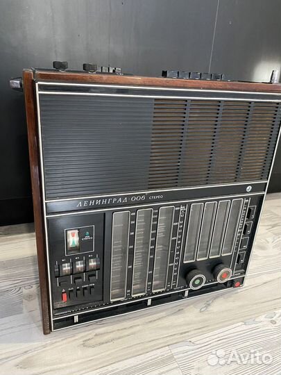 Радиоприемник ленинград 006