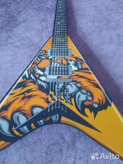 Электрическая гитара