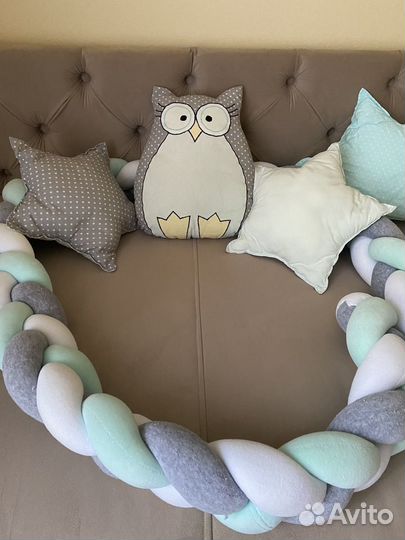 Подушки и коса в детскую кроватку