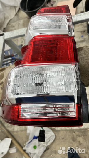 Заднии фонари land cruiser prado 150