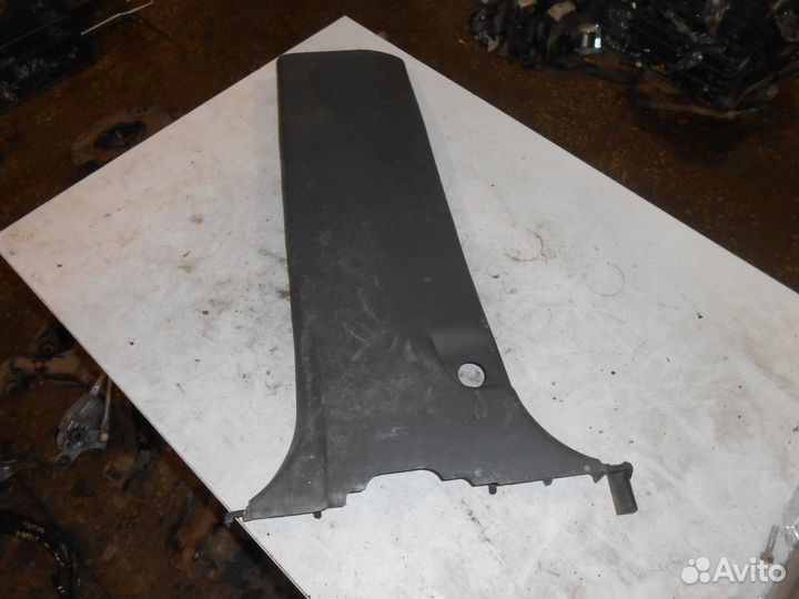 Обшивка стойки центральная левая нижняя