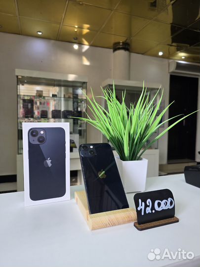 iPhone 13, 256 ГБ