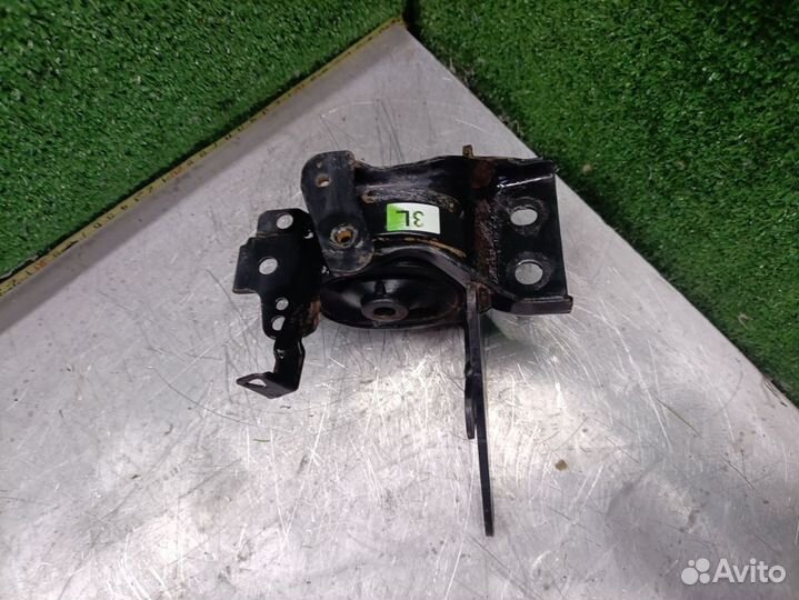 Опора двигателя левая