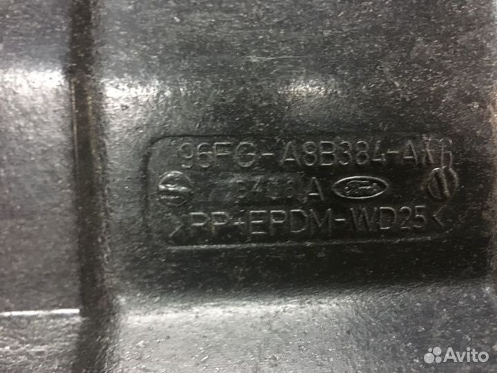 Дефлектор радиатора нижний Ford Puma 1052716