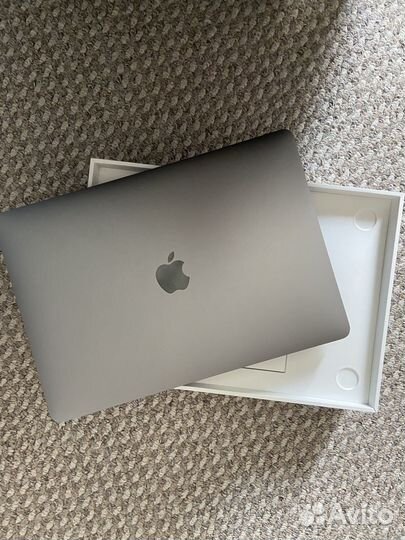 Macbook air m1 256