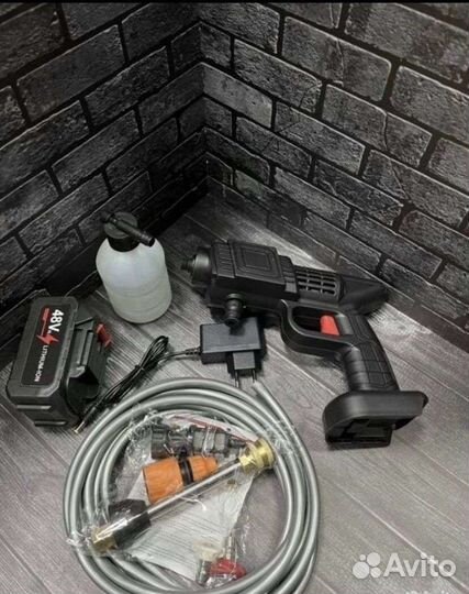 Аккумуляторная мойка высокого давления