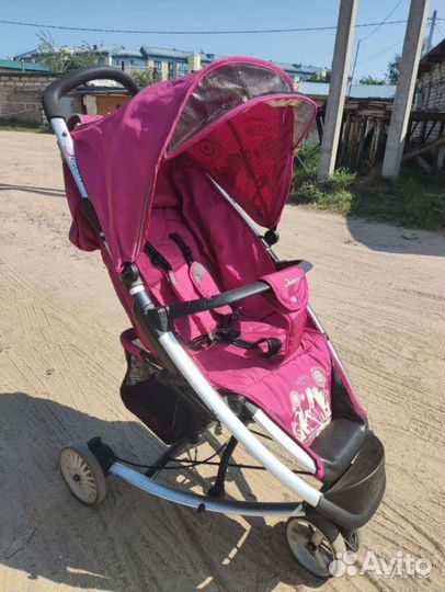 Прогулочная коляска
