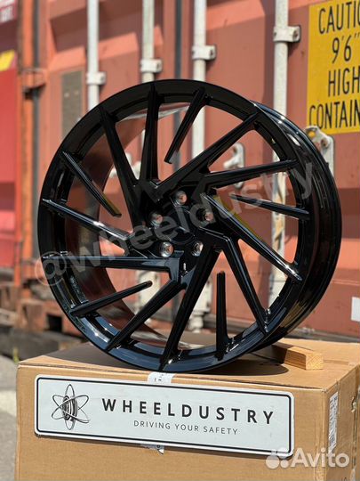 Кованые диски R21 для Mercedes AMG GT4