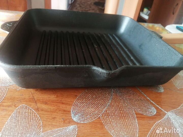 Чугунная сковорода гриль