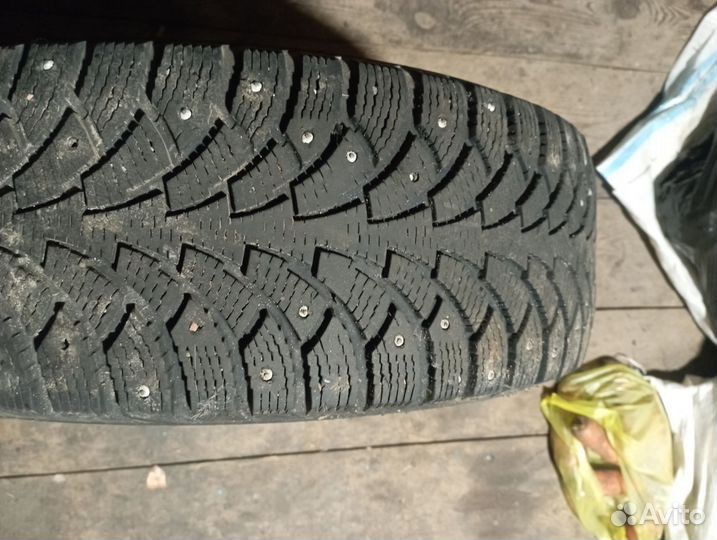 Nordman Nordman 4 215/65 R16 19