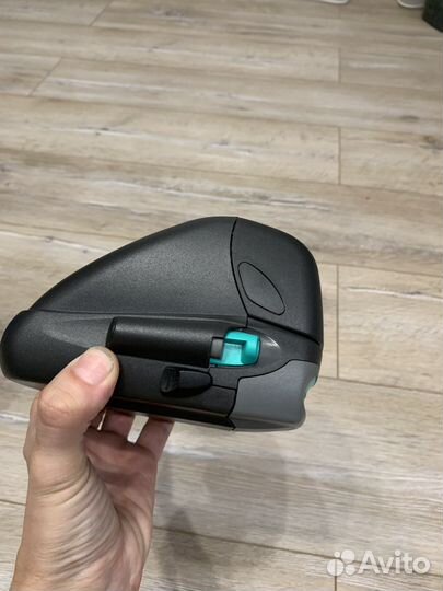 Palaroid 600 instant camera