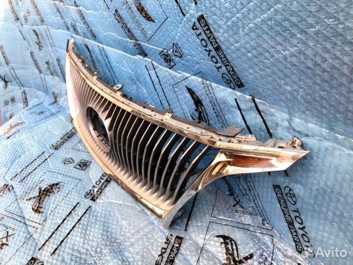 Решетка радиатора передняя Lexus Rx 3 2009-2012