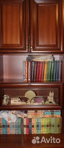 Продажа мебели и потолочных светильников