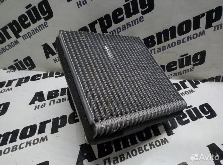 Радиатор кондиционера Volkswagen Tiguan 5N2 CAW