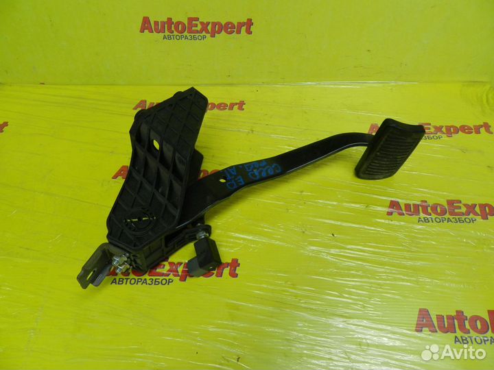 Педаль тормоза Kia Ceed ED АКПП