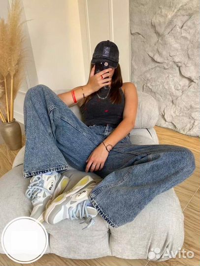 Джинсы женские