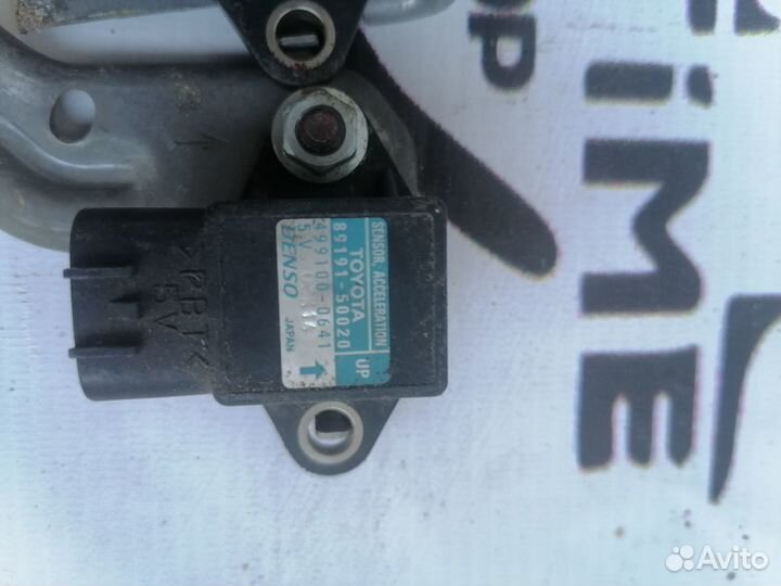 Датчик ускорения lexus