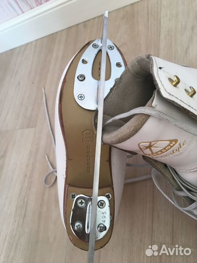 Фигурные коньки jackson размер 2,5