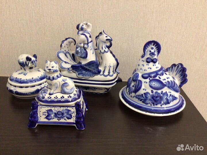 Шкатулки коллекционные гжель