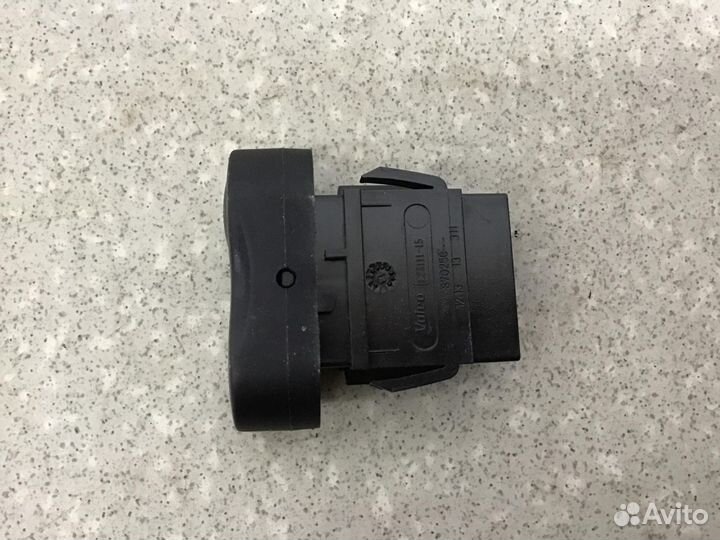 Кнопка многофункциональная Nissan Almera (G15) 201