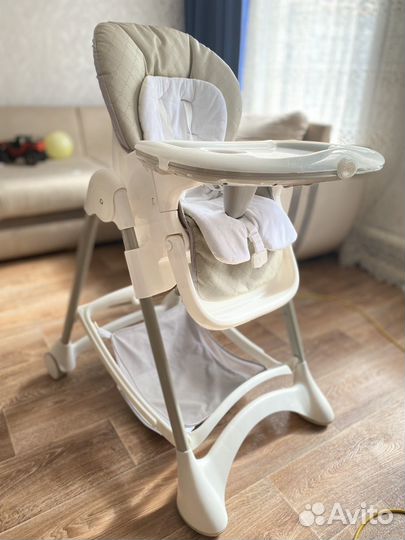 Стульчик для кормления corol