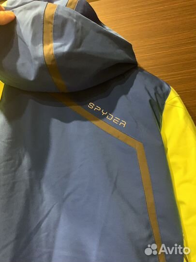 Горнолыжная куртка