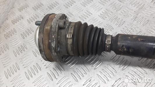 Привод передний правый skoda octavia A5 (5BN33N101