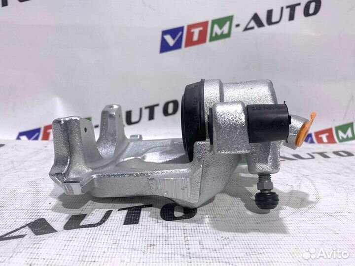 Суппорт тормозной задний правый d.38 Renault Kango