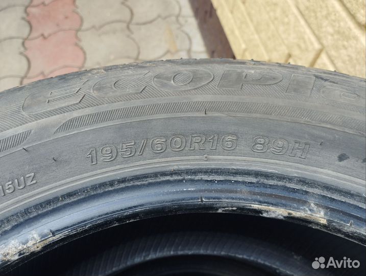 Bridgestone Ecopia EP-02 195/60 R16 и 195/60 R16