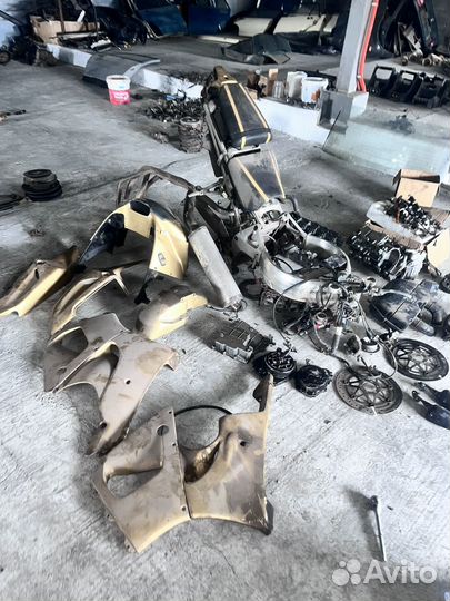 Honda CBR 900-919 в разборе