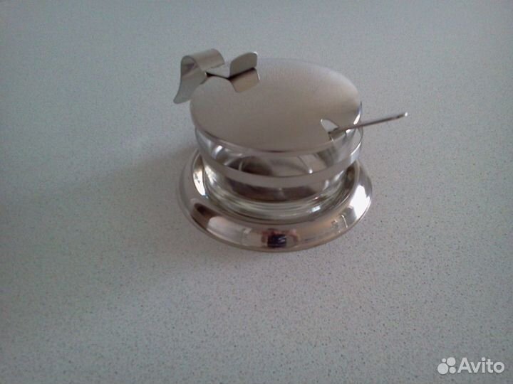 Сахарница.Салфетница.Перечница/Солонка.Набор банок